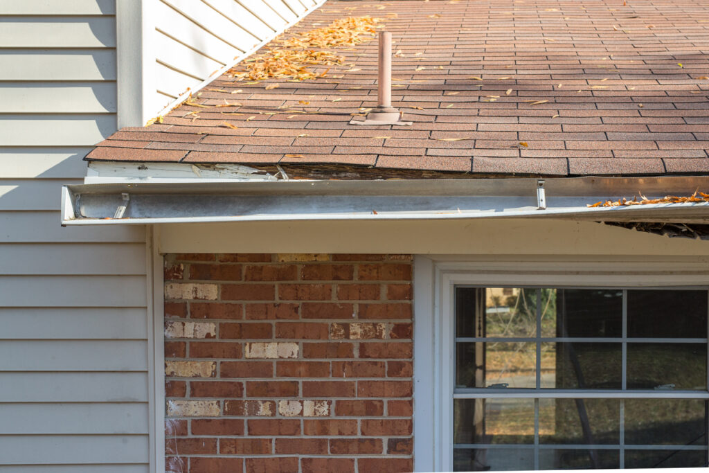 10 Signs It's Time to Replace Your Gutters